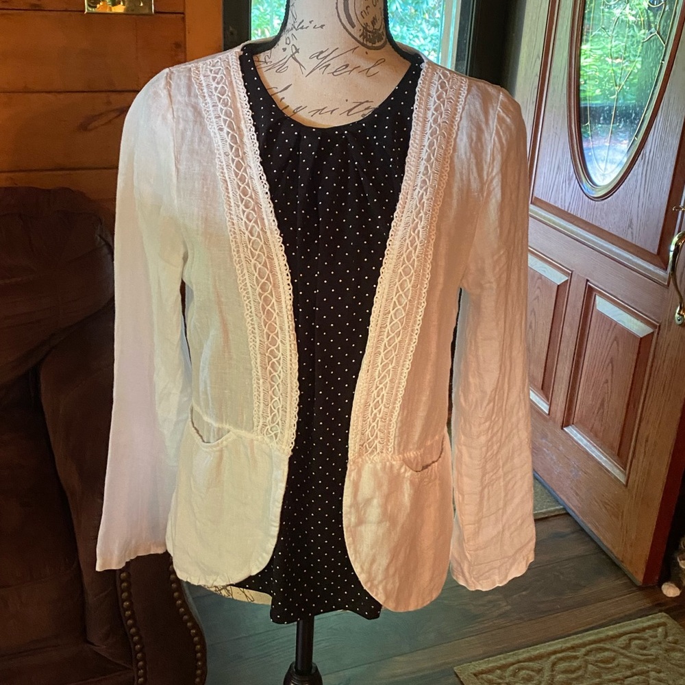White Linen Relaxed Blazer